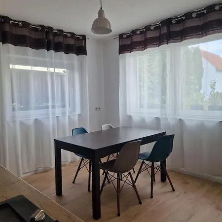 Ferien- Und Messewohnung In Bei Frankfurt Am Main Schoneck